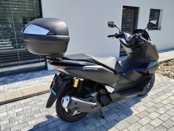 Honda Pcx 125 Dx -ČR 6let záruka BLACK - 9