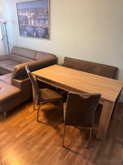 Kožená sedačka, kuchyňský stů, židle a lavice - 9
