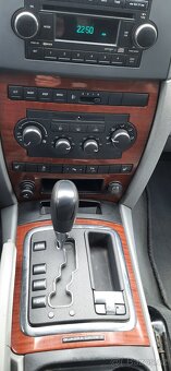 Jeep Grand Cherokee - 9