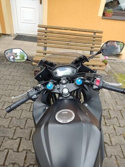 Honda CBR500R - 9