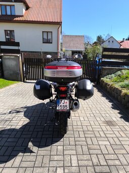 Suzuki V-Strom 1000 - 9