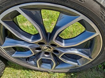 Originál ALU kola Škoda Scala Kamiq R18 + zimní pneu - 9