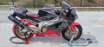 Prodám Aprilia RSV 1000R, r.v. 2027 - 9