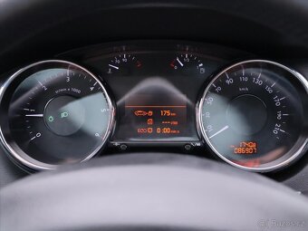 Peugeot 5008 1,6 BlueHDi 88kW Allure CZ (2016) - 9