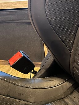 Sedačka Mercedes Benz C63 AMG - 9