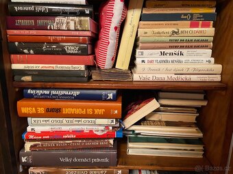 Různé knihy - 9