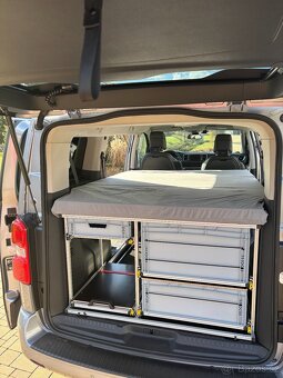 Kempovací vestavba do dodávky - 9