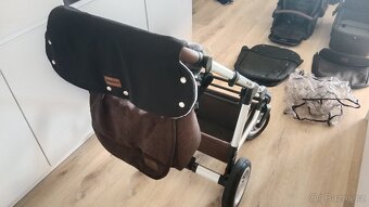 Kočárek v dvojkombinaci - 9