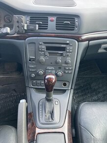 Volvo S80 2,4 benzin - atmosferak (zadne turbo) - 9