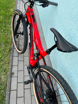 Prodám MMR Kenta, vel.M, karbon,vidlice Rock Shox Sid, tlumi - 9