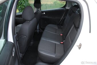 Peugeot 207 1.4 70kW --- naj. 94 000km --- - 9