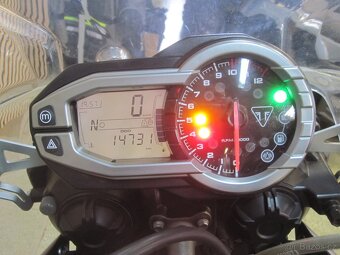 Triumph Tiger 800 XCX - 9
