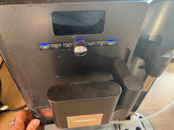 Kávovar Siemens EQ7 CTES 30 - TOP stav - 9