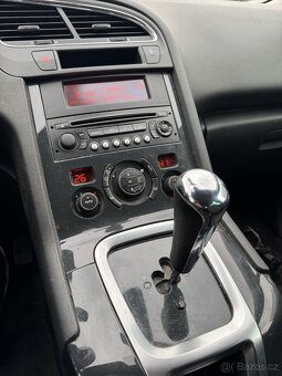 PEUGEOT 5008 1.6HDi 7 MÍST AUTOMAT - 9
