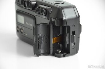 Canon Sure Shot 70 Zoom - 9