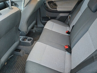 Škoda Fabia 1.4 combi rok 2009 - 9