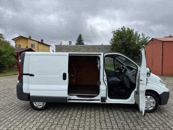 RENAULT TRAFIC 2.0DCI 84KW LONG R.V.2012 - 9