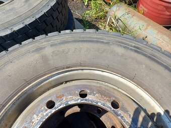 Pneu vč. disku 315/80 R22.5 - 9