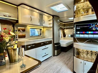 HOBBY 560UL PREMIUM 2018, Mover, Markýza, nosič kol,TV, TOP - 9