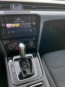 Volkswagen Arteon 1.5 TSI DSG 1. majiteľ, nové kúpené v SR - 9