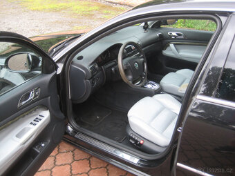 ŠKODA SUPERB 2.5 TDi 120 KW LAURIN/KLEMENT - 9