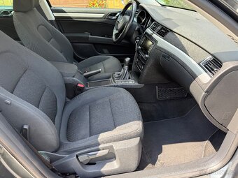 ŠKODA SUPERB KOMBI 2015 2.0TDI AMBITION PLUS - 9