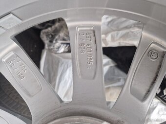 Zimní sada alu Škoda Kamiq / Scala 205/50 R17 Pirelli - 9