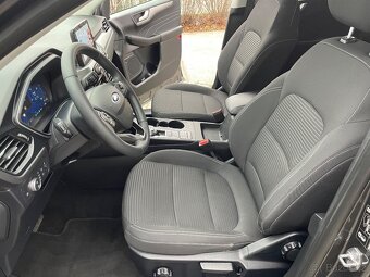 Ford Kuga 2,5 Plug-in HYBRID - 9