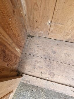 Šatní skříň - 9