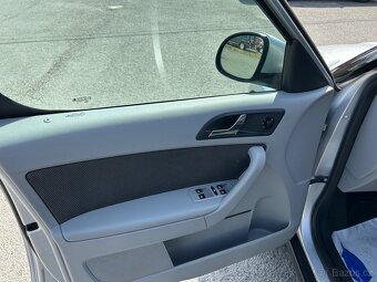 VW ŠKODA YETI 2.0 TDI SERVISNí KNIHA - 9