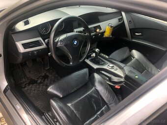 Bmw E60 V8 4.4i manuál - 9