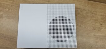 prodám Xbox One S 500GB - 9