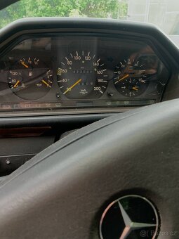 Mercedes Benz w124 250d - 9