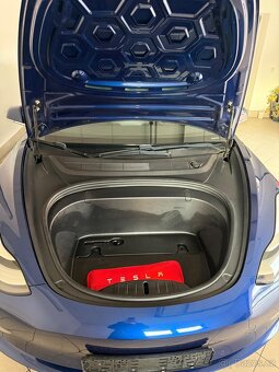 Tesla model 3 Long Range - 9