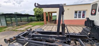 MAN LE 180 HÁKOVÝ NOSIČ KONTEJNERŮ - 9