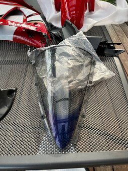 Plasty na YAMAHA R1 rv 2001 - 9
