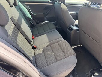 Volkswagen Golf 1.4TSi Automat DSG Velká Výbava - 9
