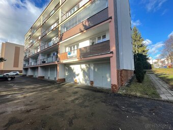 Byt 3+1, Ledečská HB - dělníci, firmy - 9