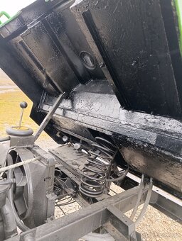 multicar m25 3straný sklápěč s uzávěrkou - 9