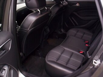 Mercedes-Benz B180 i, 1.6, 115kW, Blue Efficiency - 9