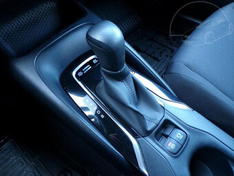 Toyota Corolla 1,8 i TS Hybrid,Active AT-1.MAJITEL - 9