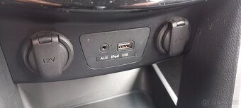 Hyundai i30 1.6 CRDi - 9