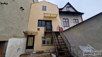 Rodinný dům na ulici Máchova v centru Lanškrouna - 9