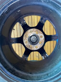 Kola 4x100 R15 Japan Racing - 9