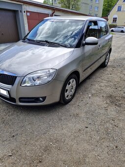 ŠKODA FABIA 1.2 HTP 51KW R.V 2008 ELEGANCE - 9