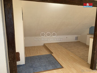 Pronájem bytu 1+kk, 58 m², Vojkovice - 9
