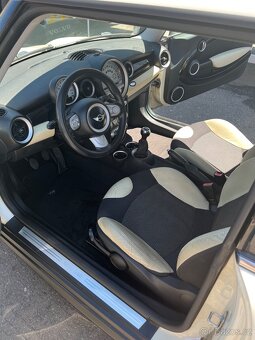 Mini Cooper One 1.4 (70kw) 2009 - 9