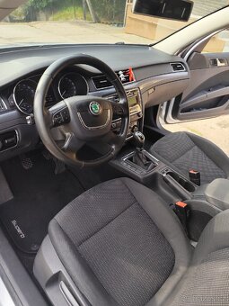 Škoda Superb - 9