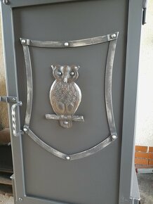 Zahradní udírna plechová-kovová s dřevěnou výplní - 9