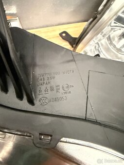 Světlomety Mitsubishi Pajero facelift 2012–2021 - 9